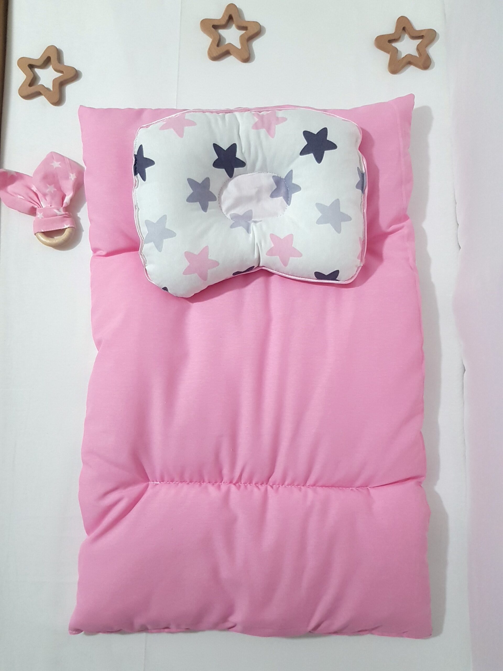 Alt_Açma_Minderi_Baş_Düzeltme_Yastığı_Diş_Kaşıyıcı_Ahşap_Halka_Pembe_Bulut_2 Ahşap Diş Kaşıyıcı Halka, Alt Açma Minderi, Anne & Bebek Bakım, Baş Düzeltme Yastığı, Bebek Alt Değiştirme, Hediyeli Ürün, Yastıklı Alt Açma Minderi, Bebek Alt Açma Minderi, Alt Açma Yastıklı, Çift Taraflı Alt Açma Minderi