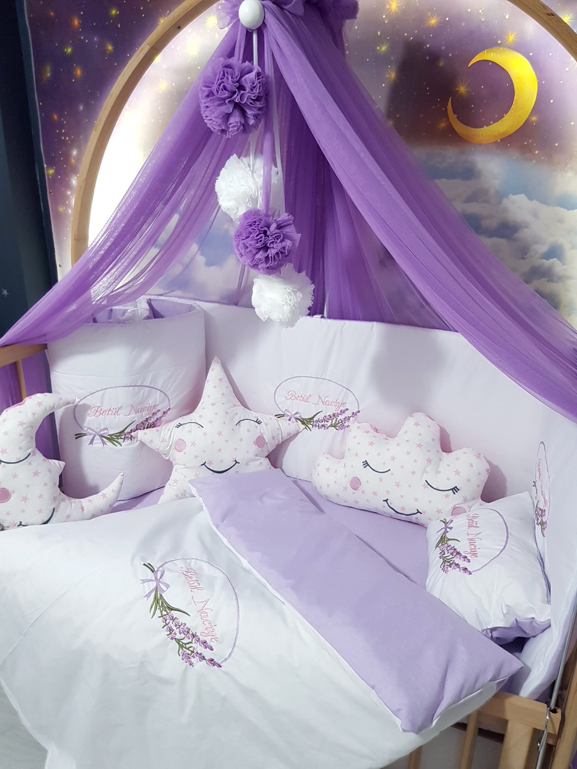 Nakışlı bebek uyku setleri , Bebek uyku seti , Bebek odası dekorasyonu , Pamuklu bebek uyku seti , Çift yönlü bebek uyku seti , Nakış işlemeli bebek yastığı , Bebek cibinliği