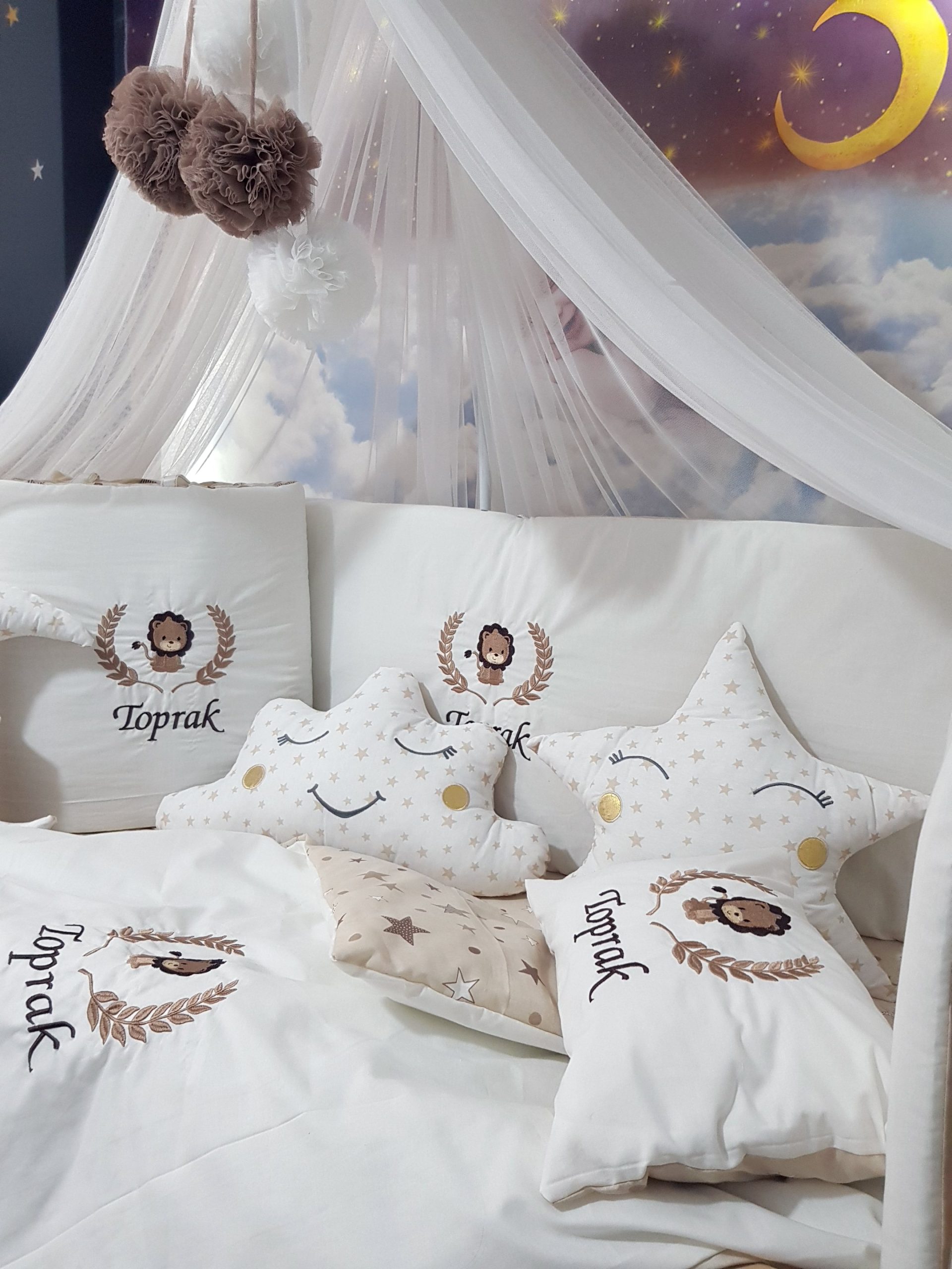 H6_Aslan_Nakışlı_Uyku_Seti_Bebek_Yorganı_Bebek_Yastığı_Beşik_Yan_Koruma_(5) Nakışlı bebek uyku setleri , Bebek uyku seti