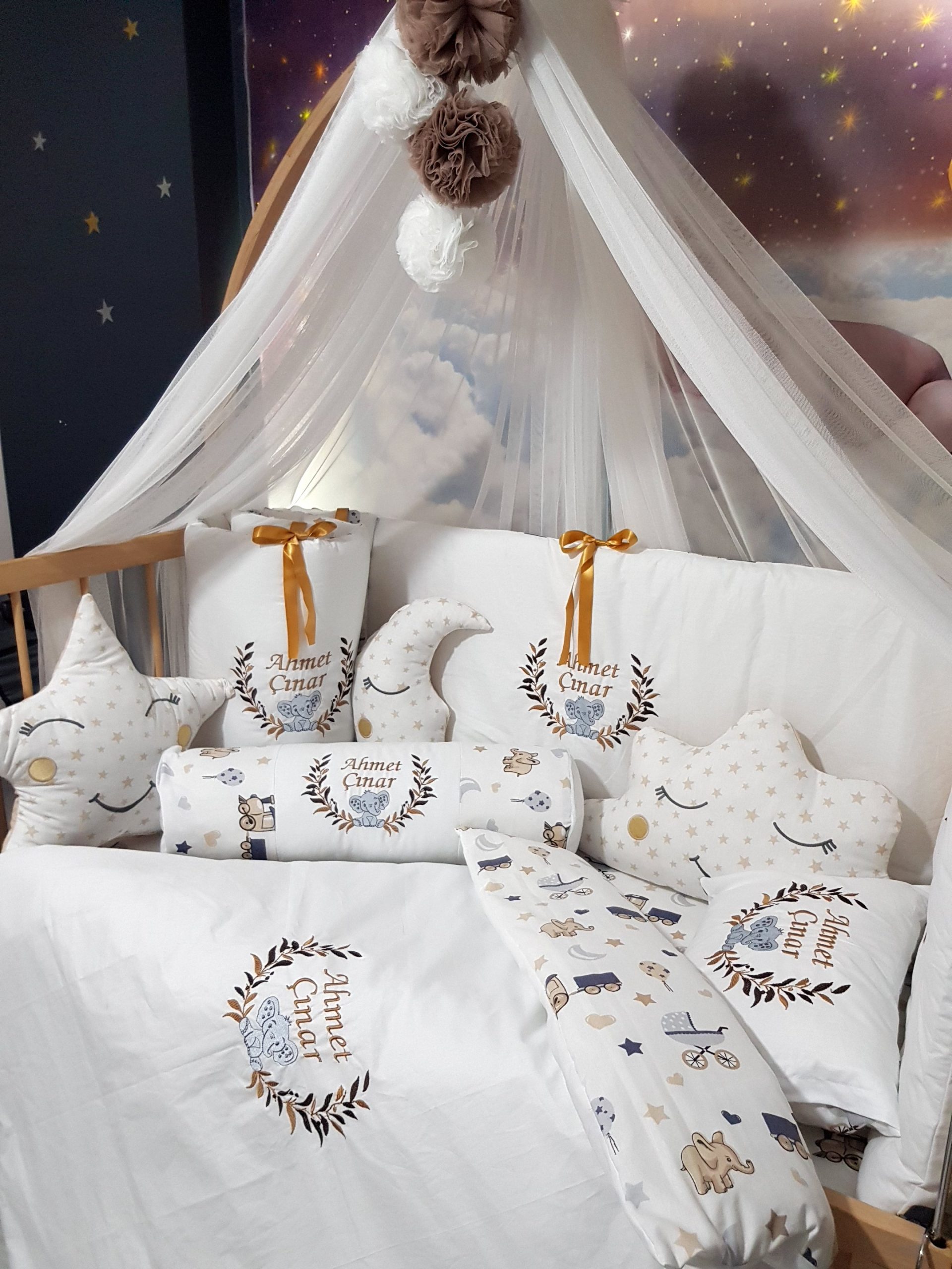 Nakışlı Kırlent, Nakışlı Bebek Yorganı, Nakışlı Bebek Yastığı, Nakışlı Beşik Kenar Koruma, Nakışlı Bebek Uyku Seti