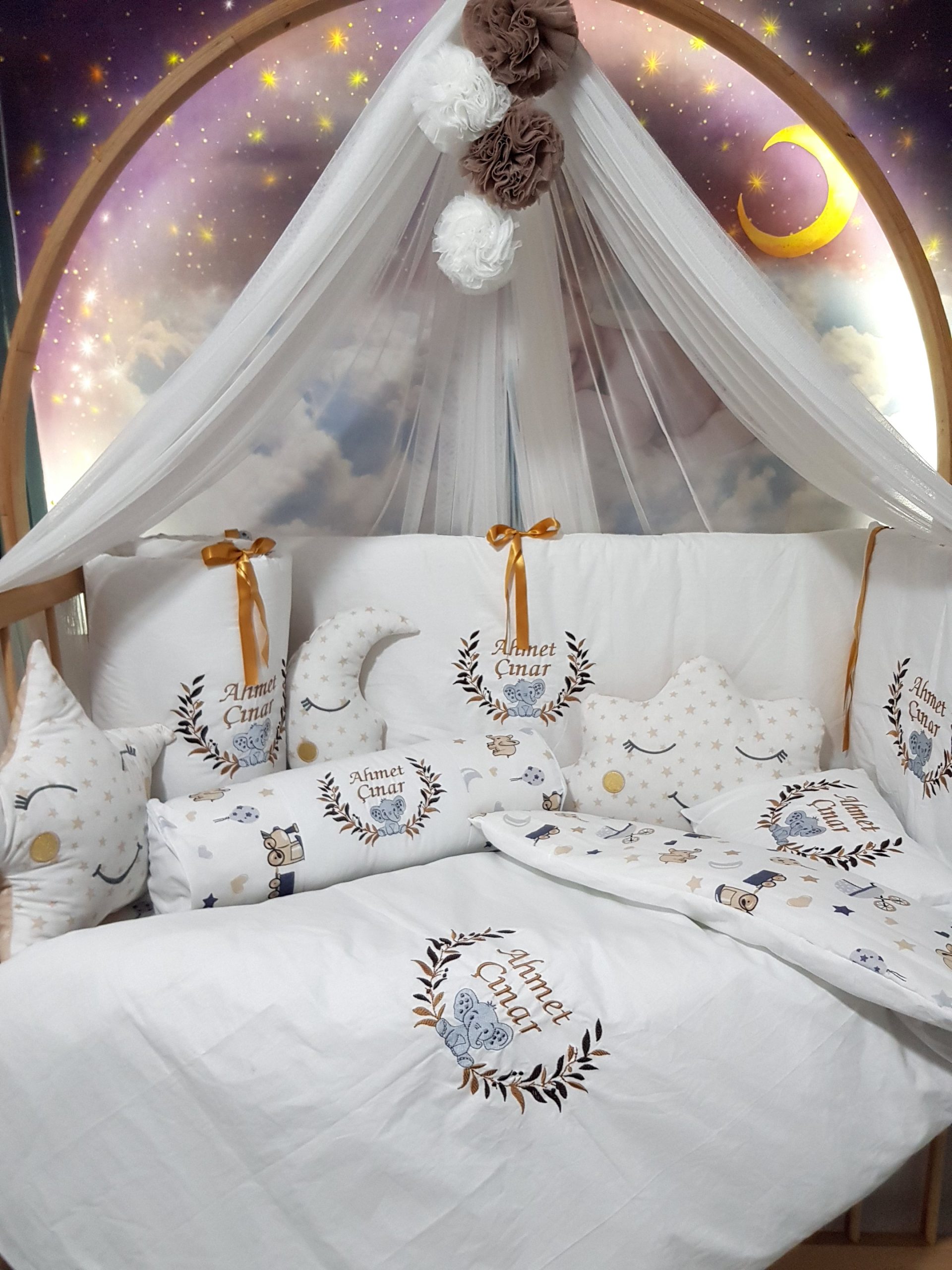 Nakışlı Kırlent, Nakışlı Bebek Yorganı, Nakışlı Bebek Yastığı, Nakışlı Beşik Kenar Koruma, Nakışlı Bebek Uyku Seti