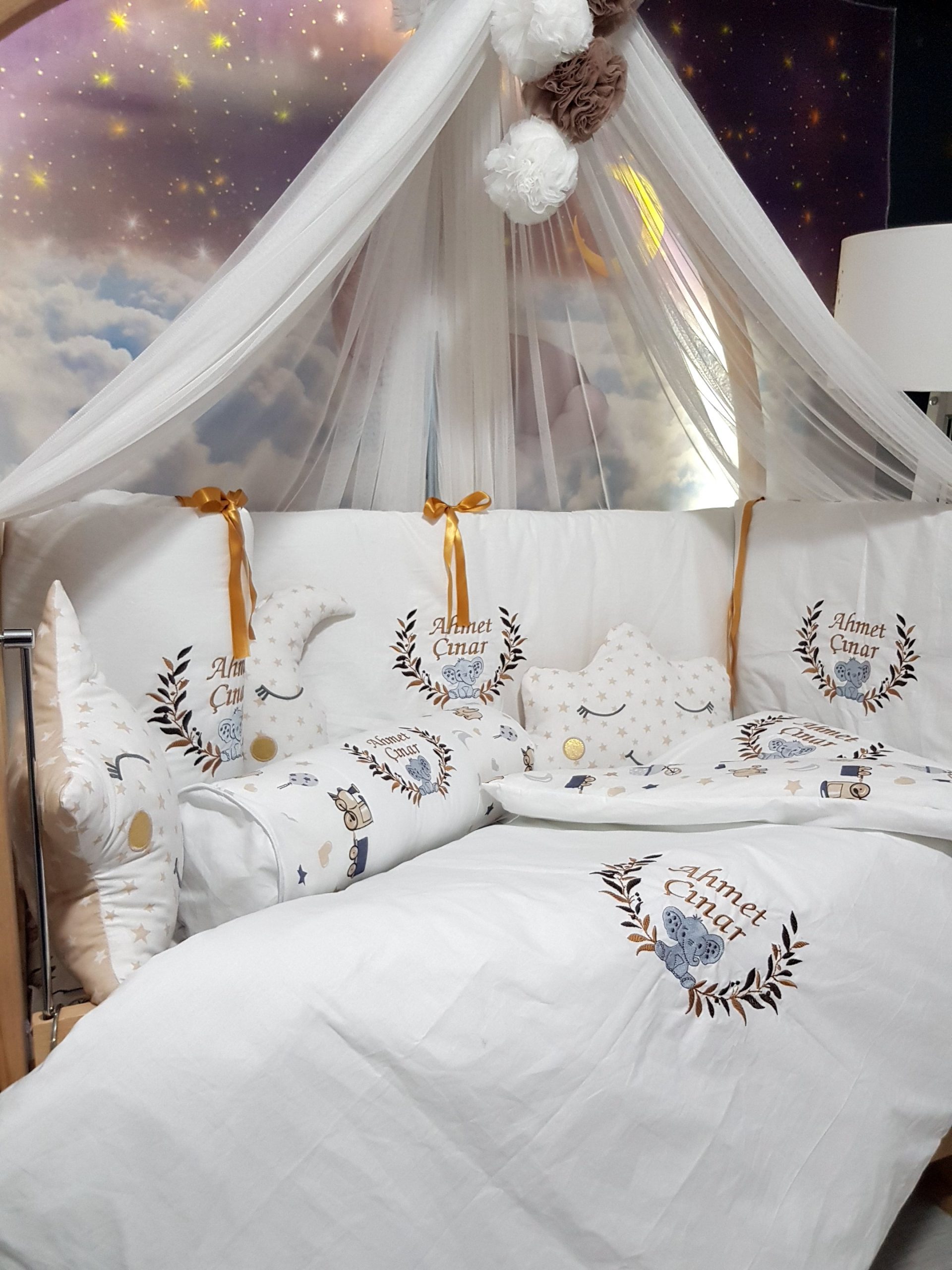 Nakışlı Kırlent, Nakışlı Bebek Yorganı, Nakışlı Bebek Yastığı, Nakışlı Beşik Kenar Koruma, Nakışlı Bebek Uyku Seti
