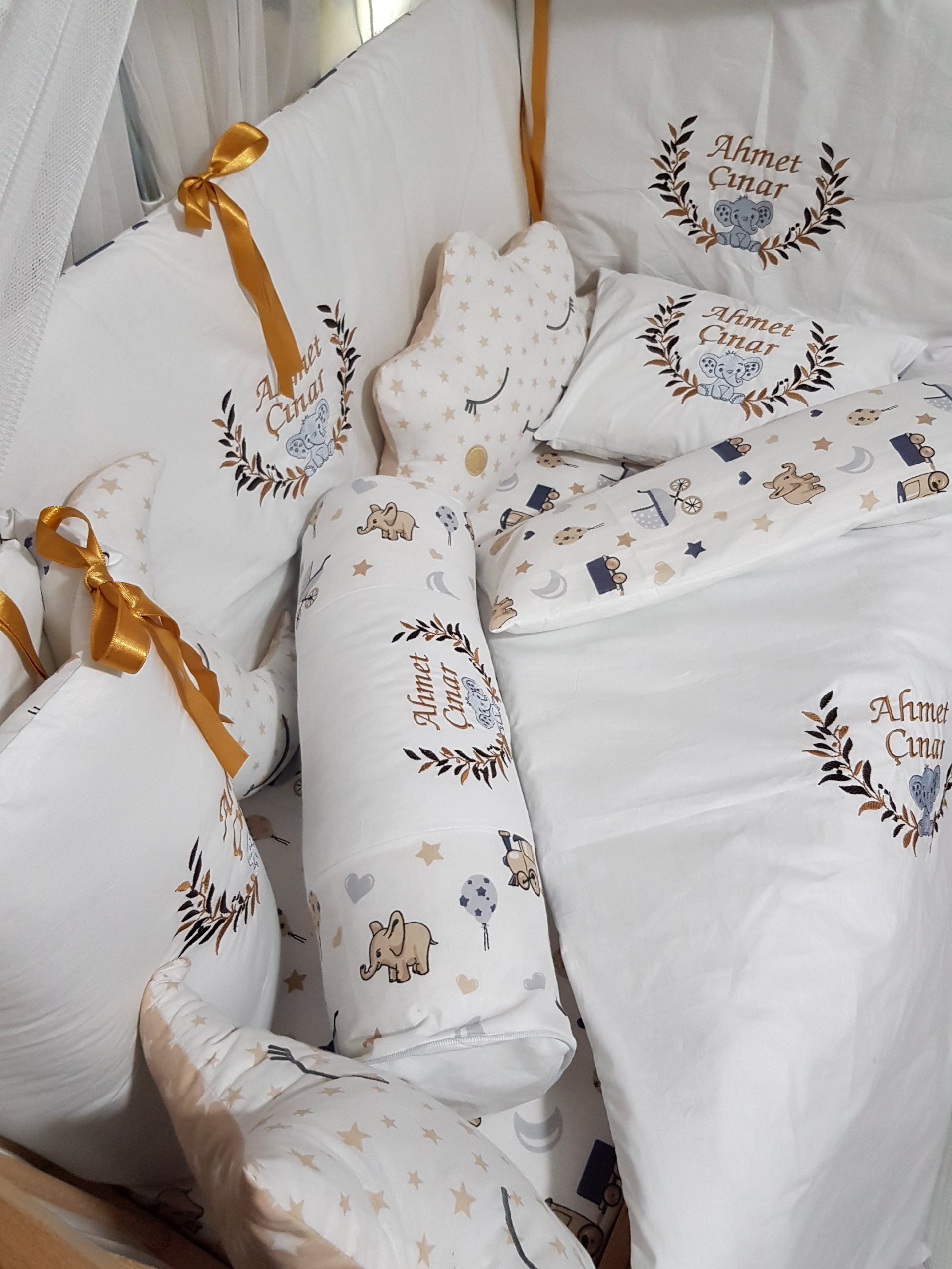 Nakışlı Kırlent, Nakışlı Bebek Yorganı, Nakışlı Bebek Yastığı, Nakışlı Beşik Kenar Koruma, Nakışlı Bebek Uyku Seti