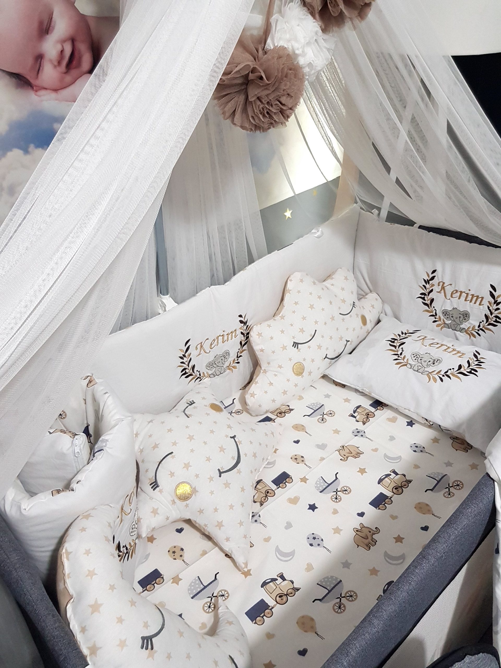 H7_Bebek_Uyku_Seti_Yaprak_Dalı_ve_Fil_Nakışlı_Modeli_(4) Bebek İsimli Kişiye Özel, Nakışlı Bebek Uyku Seti, İsme Özel Nakışlı Uyku Seti, Bebek İsimli Uyku Seti