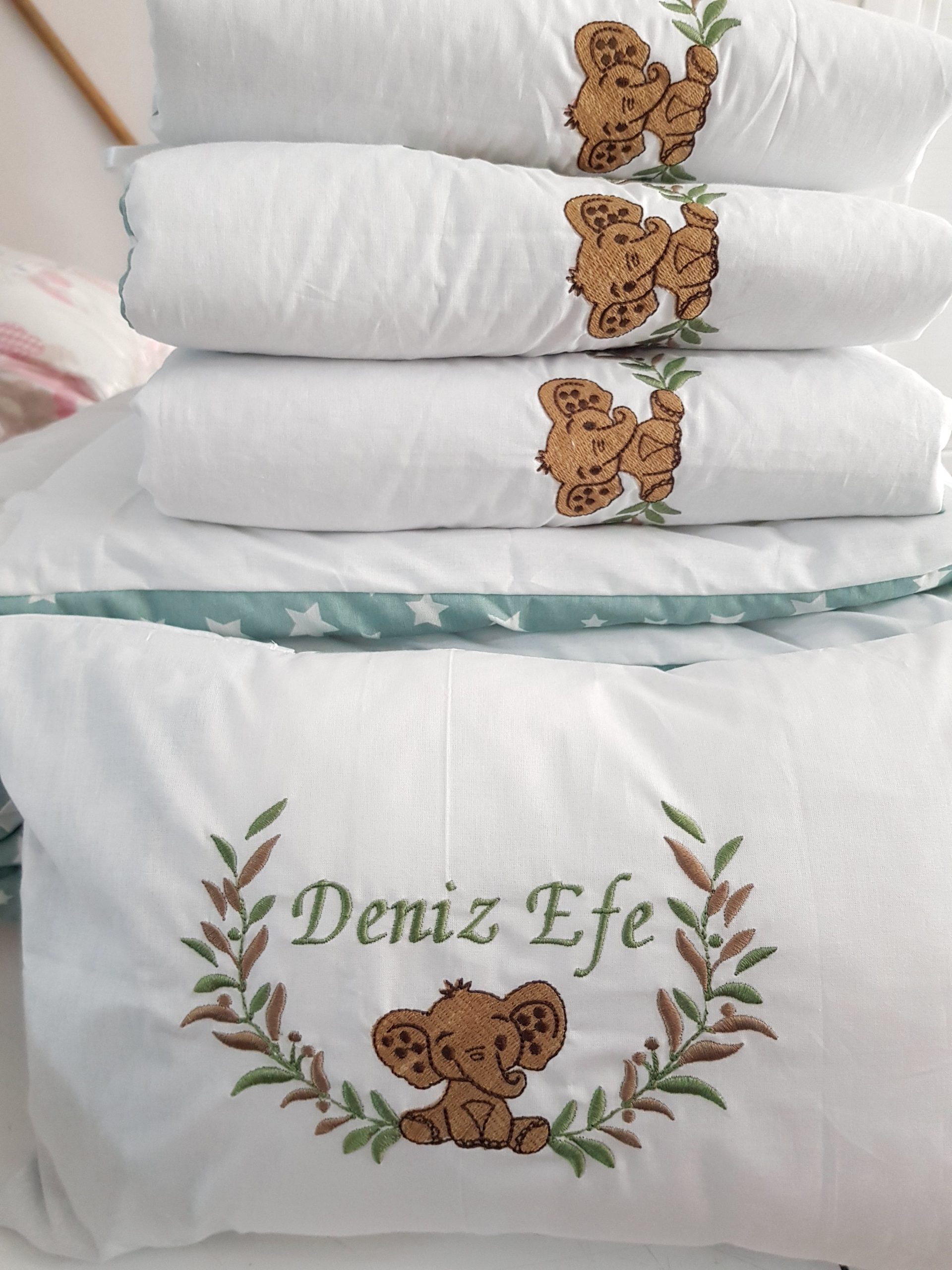 Bebek uyku seti, Bebek odası dekorasyonu, Pamuklu bebek uyku seti, Çift yönlü bebek uyku seti, Nakış işlemeli bebek yastığı