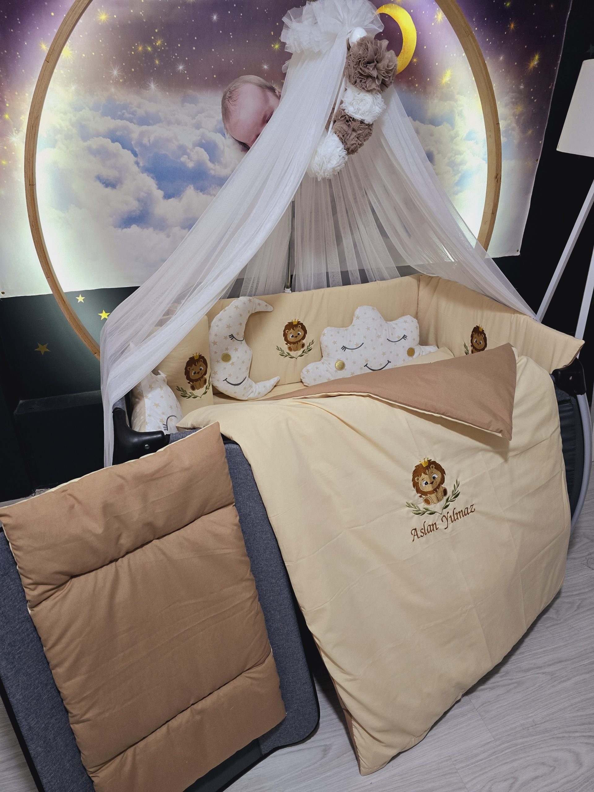 Mobilya Beşik , Sepet Beşik , Uyku Arkadaşı Yastık , Ay Bulut Yıldız Süs Yastıkları , Nakışlı Kırlent