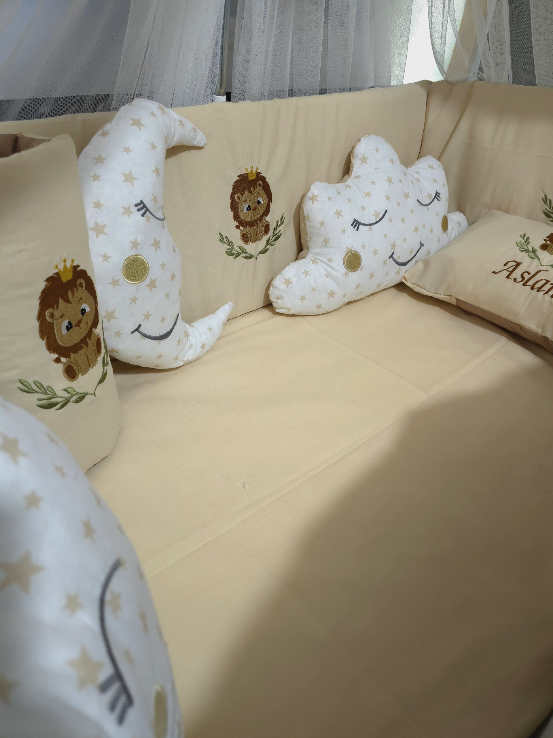 Mobilya Beşik , Sepet Beşik , Uyku Arkadaşı Yastık , Ay Bulut Yıldız Süs Yastıkları , Nakışlı Kırlent