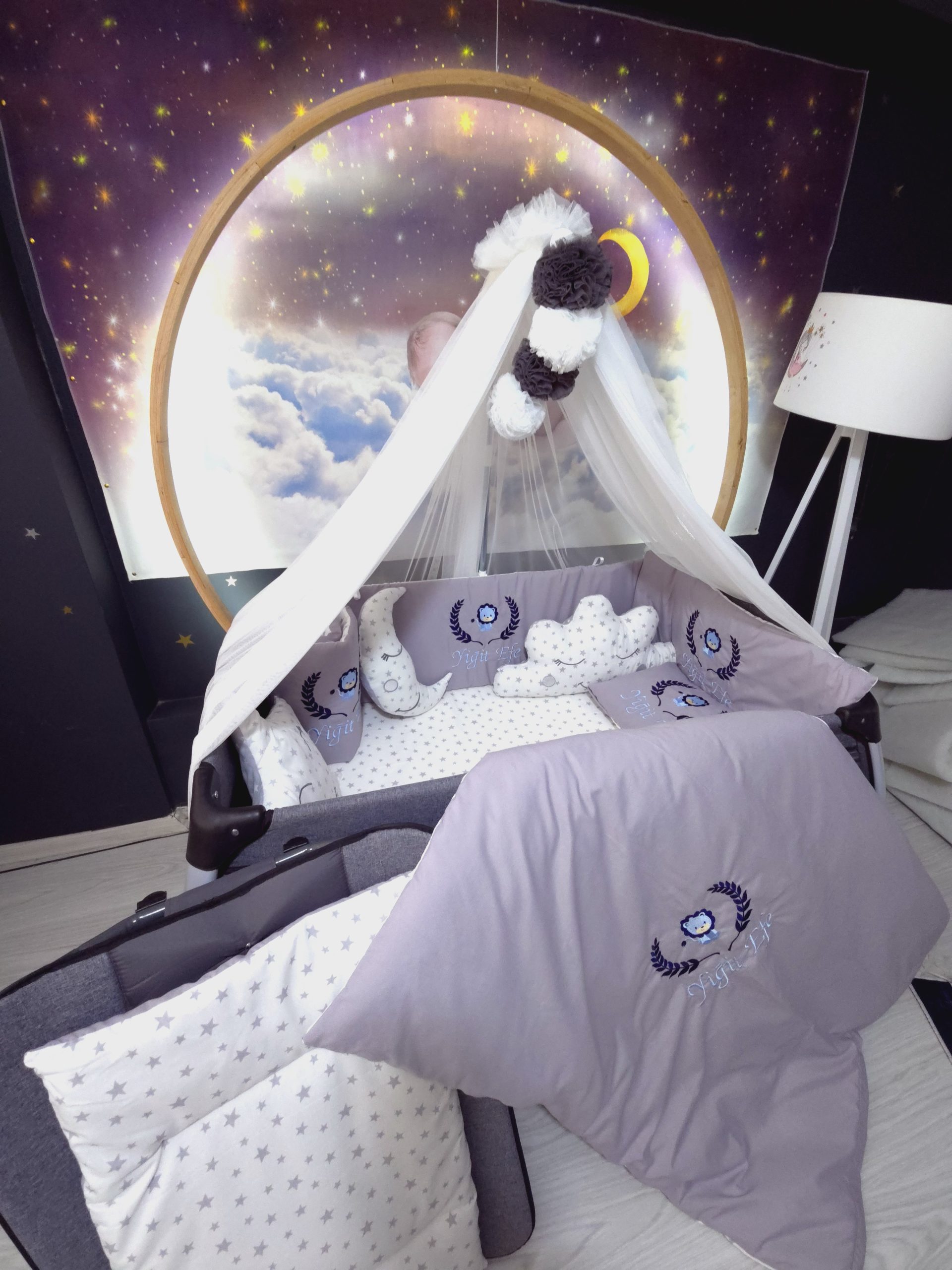 H6_Aslan_Nakışlı_Bebek_Uyku_Seti_İsimli_Aparatlı_Lüks_Cibinlik_(9) Nakışlı Uyku Seti, Yorgan, Çarşaf, Yastık