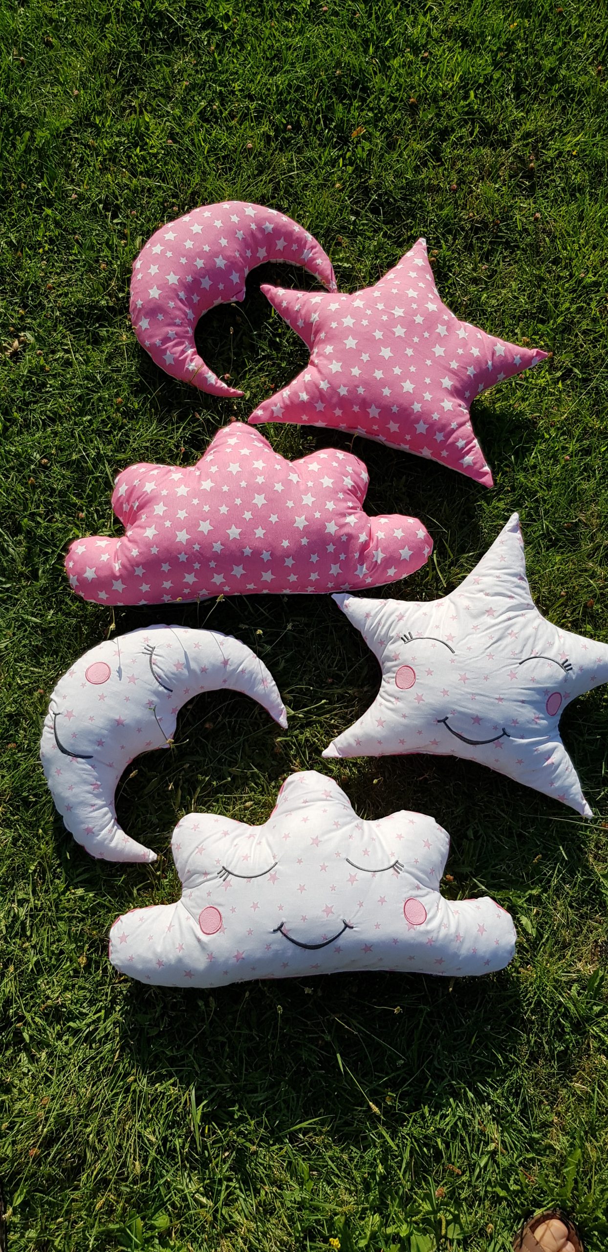 Pembe_Uyku_Arkadaşı_Dekoratif_Yastık_Gülen_Yüz_Nakışlı_Ay_Bulut_Yıldız_Süs_Yastıkları_4 Ay Yastık, Bulut Yastık, Yıldız Yastık, Çocuk Odası, Bebek Odası, Uyku Arkadaşı, Süs Yastıkları, Dekoratif Yastık, Gülen Yüz Yastık, Ay Dede Yastık, Gülen Yüz Nakışlı Yastık, Uyku Yastığı, Süs Yastığı