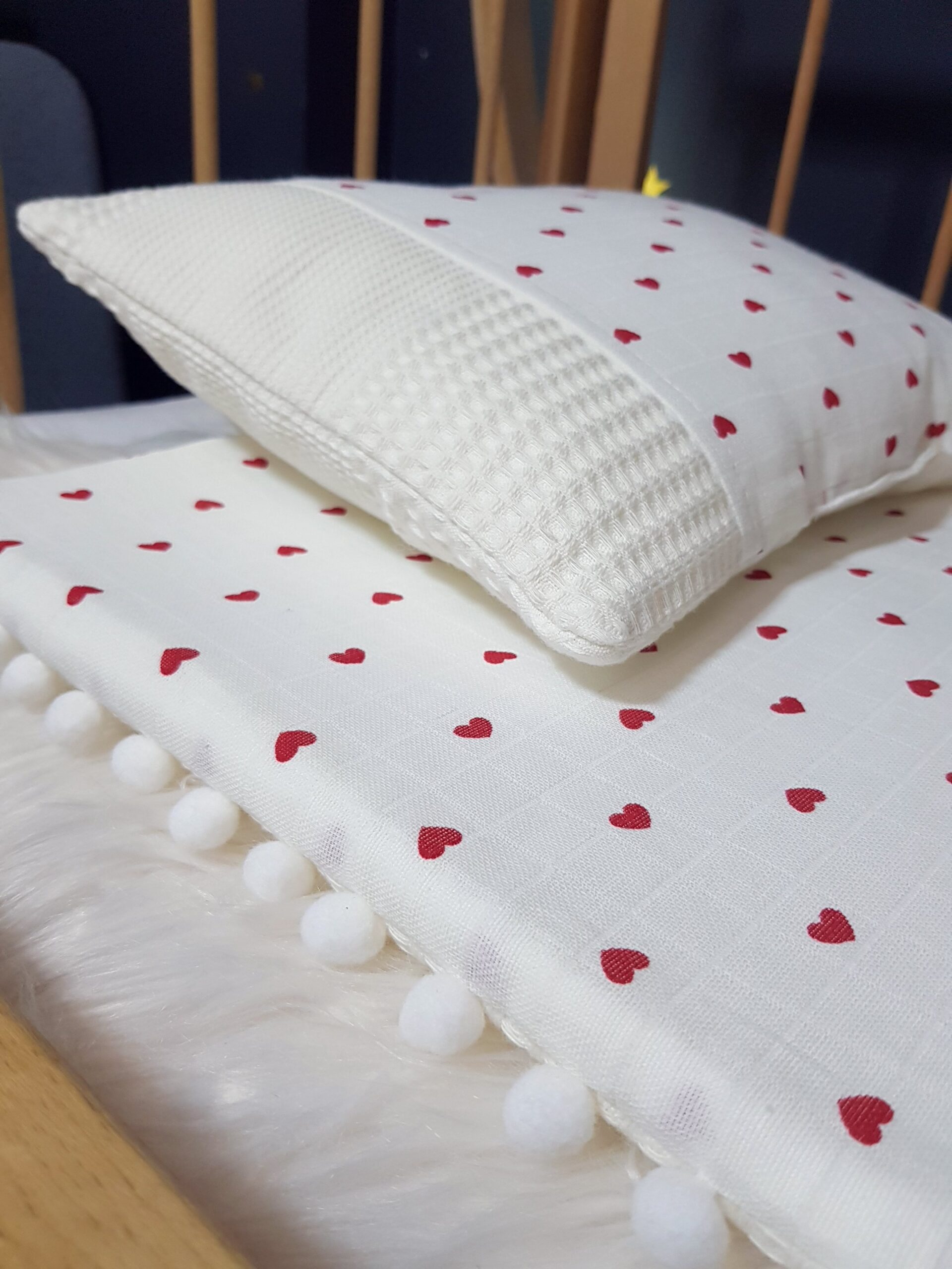 9998LV_nakışlı_isimli_müslin_alt_açma_minderi_battaniye_yastık_küçük_kalpli_(9) isim nakışlı müslin battaniye, alt açma minderi, alt değiştirme seti, isimli battaniye, müslin battaniye