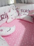 Ayda_Oturan_Kız_Bebek_Uyku_Seti_Park_Beyaz_Cibinlik_(7)