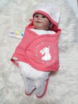 penye kundak, kundak battaniye, kapüşonlu kundak