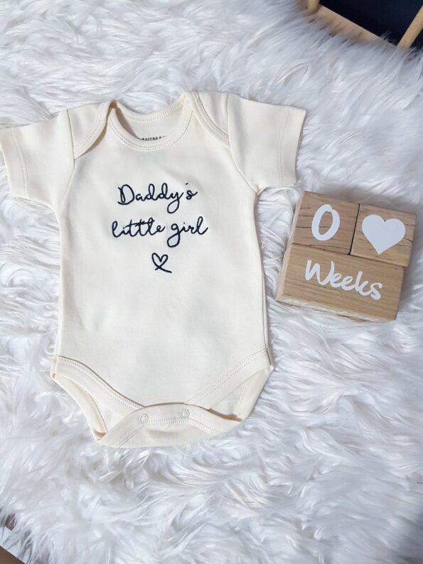 bebek body, bebek zıbın, bebek badi, kısa kollu zıbın, isim nakışlı zıbın, nakışlı body