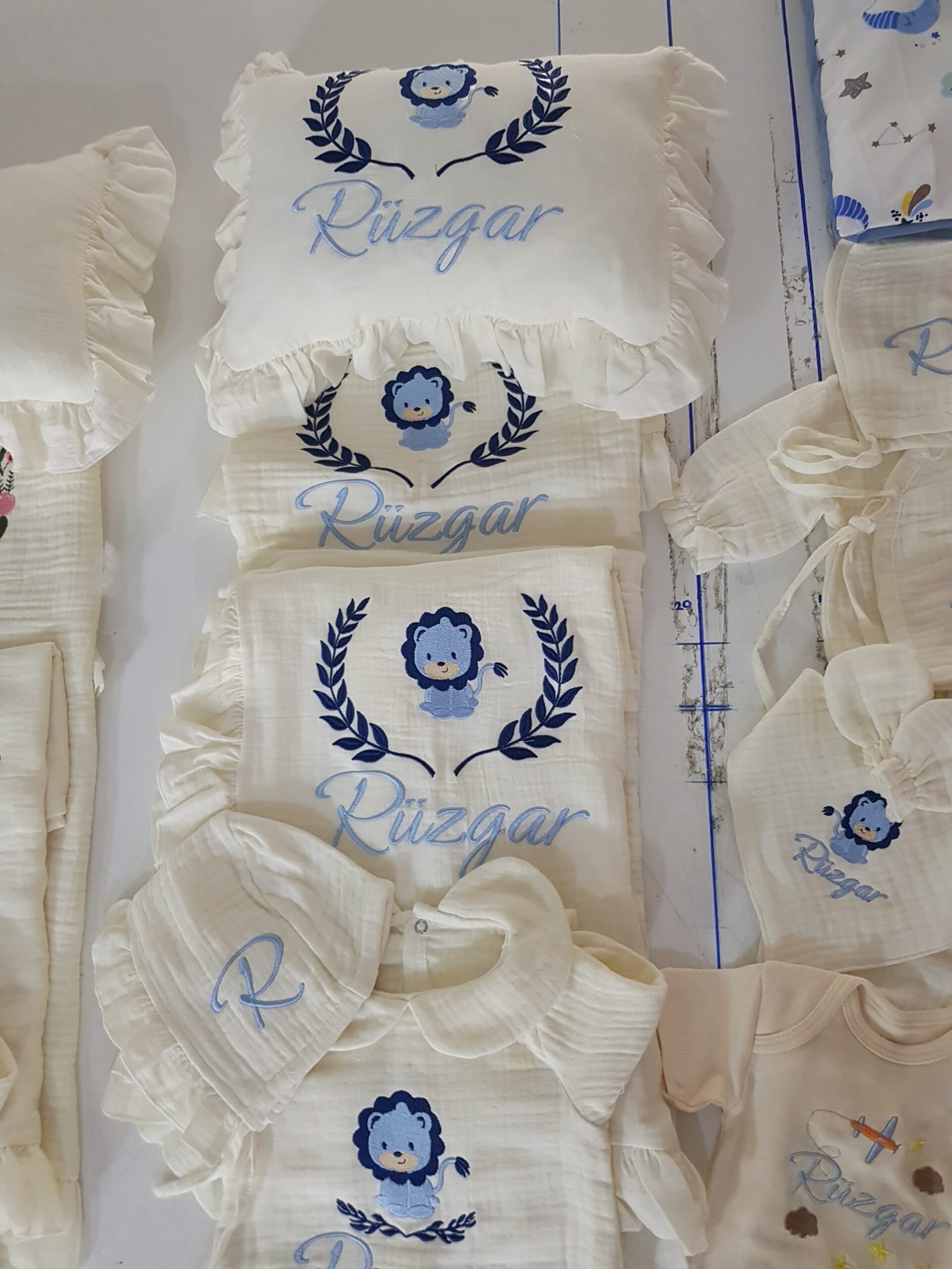 0-pamuk-müslin-hastane-çıkışı-isimli-tulum-H6-(2) Müslin Hastane Çıkışı, bebek tulumu, fırfırlı battaniye, puset örtüsü