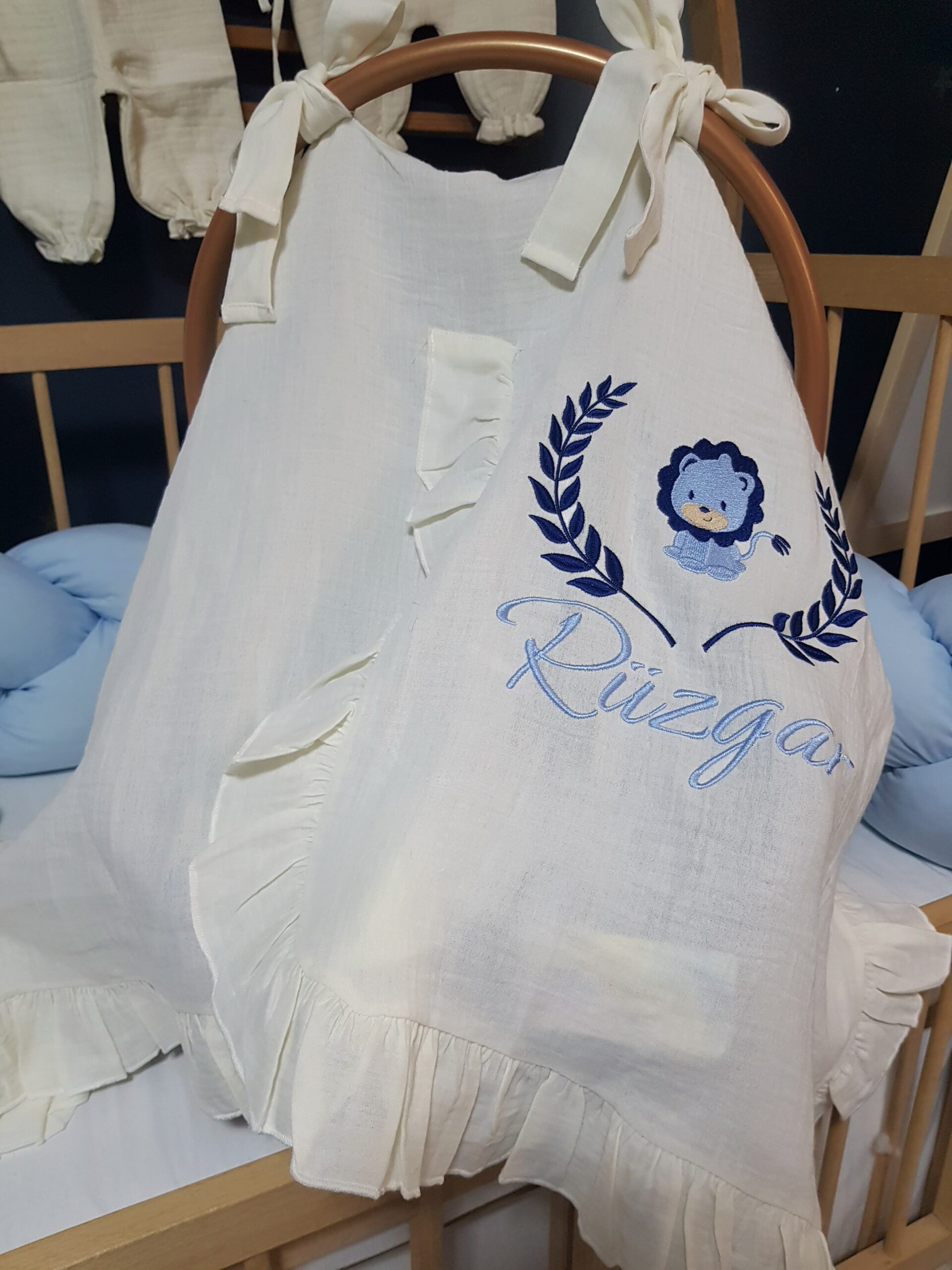 0-pamuk-müslin-hastane-çıkışı-isimli-tulum-H6-(6) Müslin Hastane Çıkışı, bebek tulumu, fırfırlı battaniye, puset örtüsü