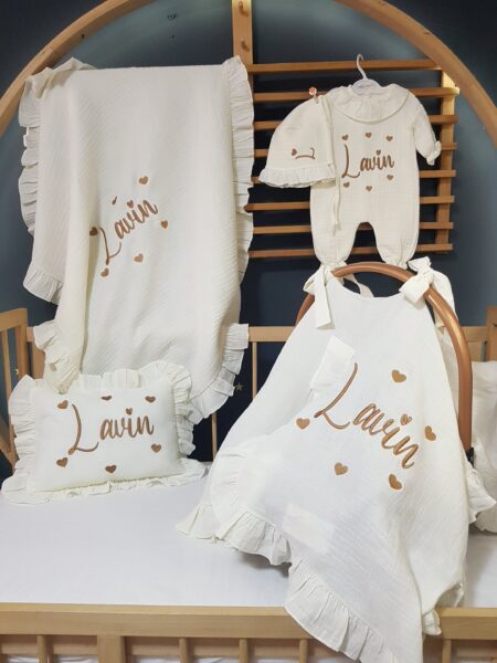 Bebeğinizin ilk günleri için yumuşacık, nefes alabilen %100 pamuk müslin hastane çıkışı