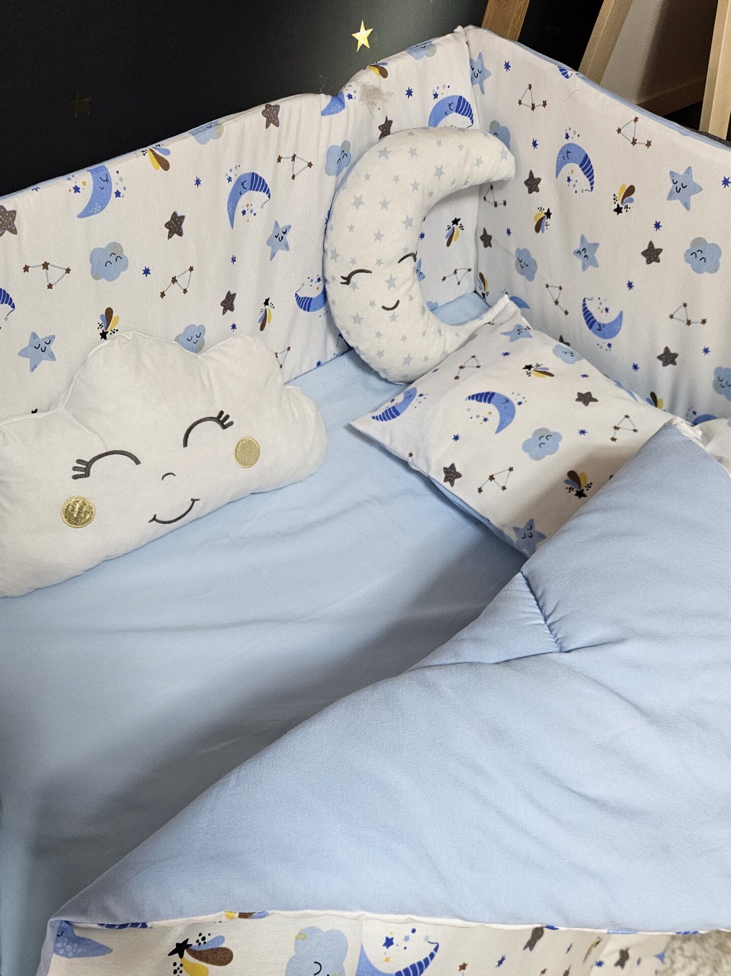 erkek-bebek-uyku-seti-beşik-kenar-korumalı-95-M86-(4) erkek bebek uyku seti, bebek uyku seti, bebek beşik uyku seti