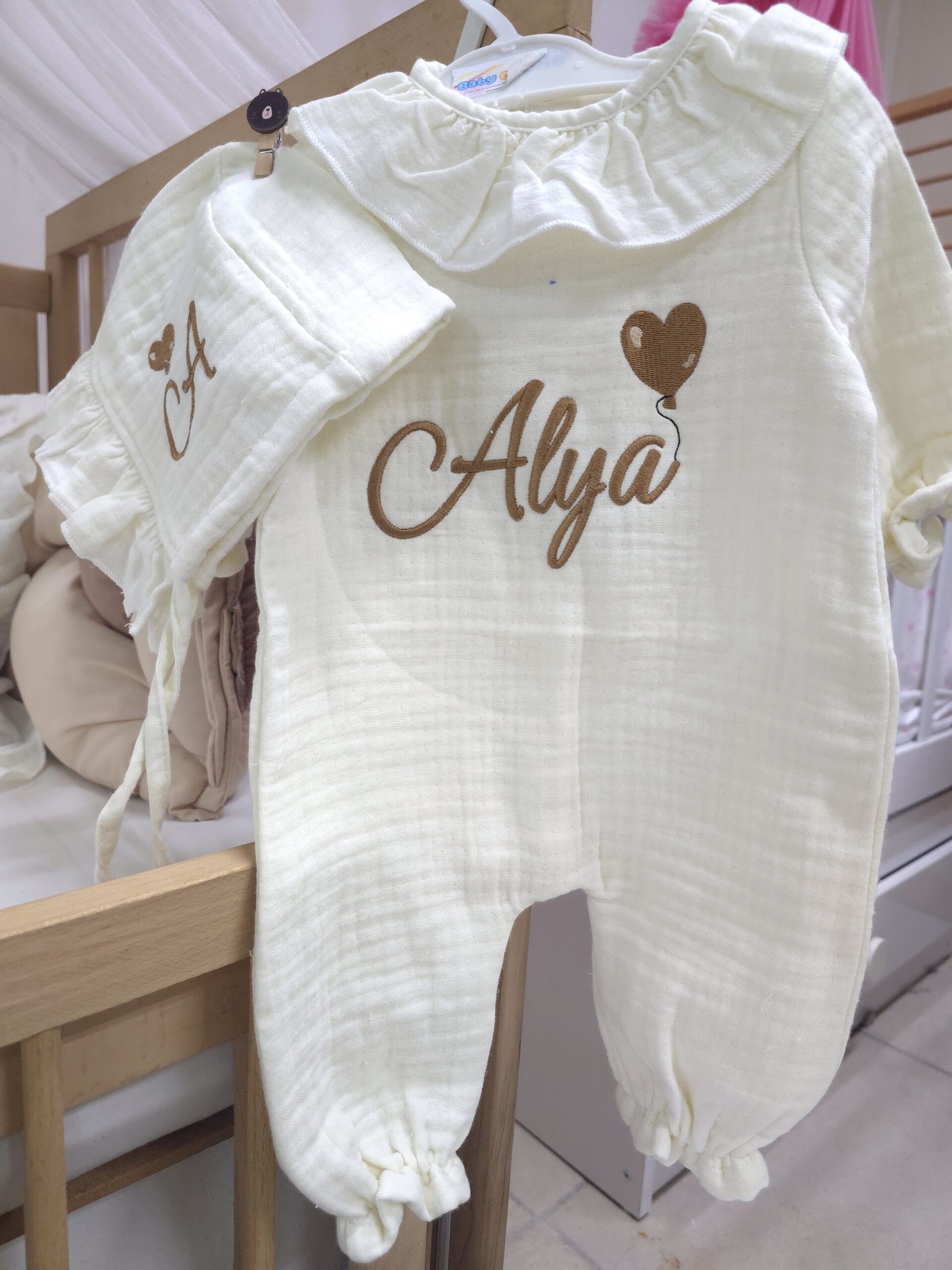 nakışlı-müslin-hastane-çıkışı-bebek-tulumu-pamuk-M10_2-(4) müslin hastane çıkışı pamuk